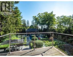 15 CHARTWELL Road - 15