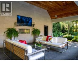 15 CHARTWELL Road - 24