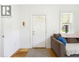 112 VICTORIA Avenue - 6