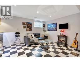257 DONLY Drive S - 32