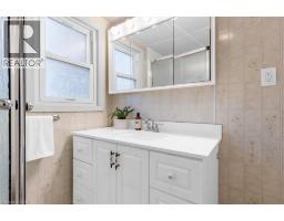 11 FORD Street - 24