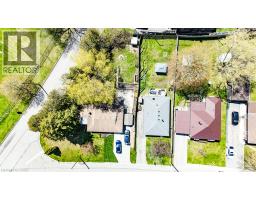 216 HUNGERFORD Road - 32