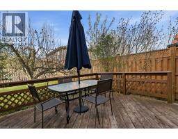 26 ROBERTSON Crescent - 28
