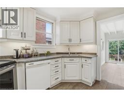 94 MOUNTAIN PARK Avenue - 12