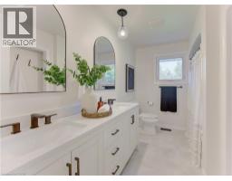 5554 KING Street - 23