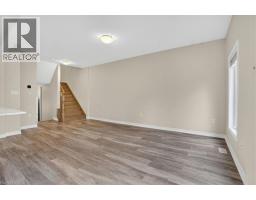 324 EQUESTRIAN Way UnitNo. 16 - 16
