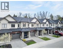 324 EQUESTRIAN Way UnitNo. 16 - 3