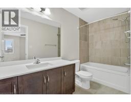 324 EQUESTRIAN Way UnitNo. 16 - 33