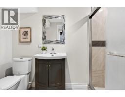 2233 MELISSA Crescent - 35