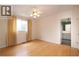 76 CLOVERDALE Crescent - 25