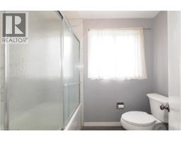 76 CLOVERDALE Crescent - 31