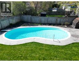 76 CLOVERDALE Crescent - 46