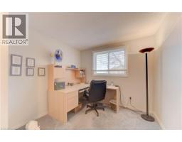 33 MANOR Drive - 20