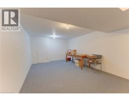 33 MANOR Drive - 26