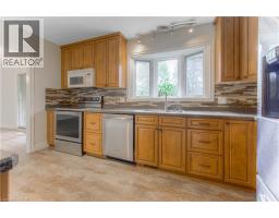 18 GILSTON Parkway - 14