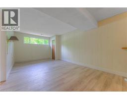18 GILSTON Parkway - 25