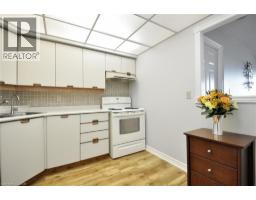 237 W KING Street W UnitNo. 1202 - 16