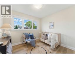 51 BROMLEY Road - 21