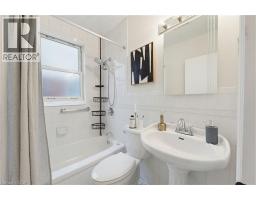 51 BROMLEY Road - 22