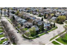 185 MIDDLEBURY Drive - 39