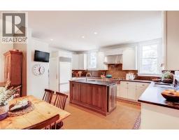 5 UNDERCLIFFE Avenue - 15