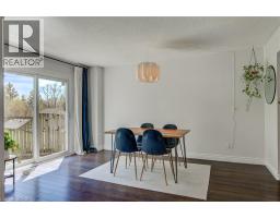 135 CHALMERS Street S UnitNo. 43 - 11
