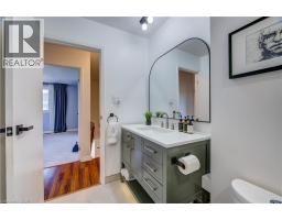 135 CHALMERS Street S UnitNo. 43 - 33