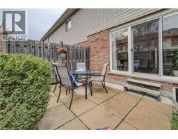 42 FALLOWFIELD Drive - 31