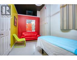 660 KING Street E - 19