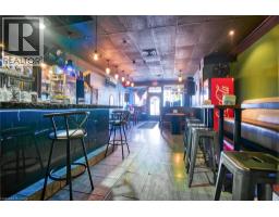 660 KING Street E - 6