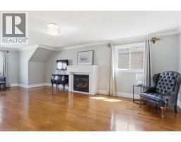19 FORESTVIEW Drive - 20