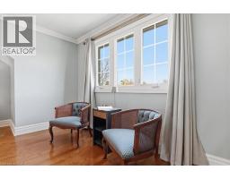 19 FORESTVIEW Drive - 22