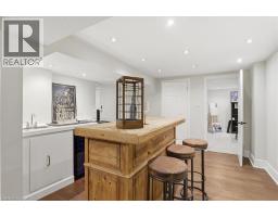19 FORESTVIEW Drive - 37
