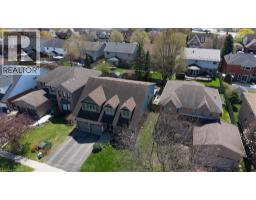 19 FORESTVIEW Drive - 45