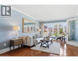 19 FORESTVIEW Drive - 9