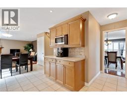 235 DUNDAS Street W - 10