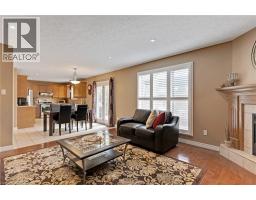 235 DUNDAS Street W - 15