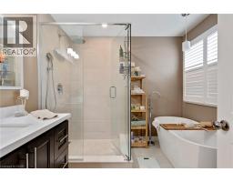 235 DUNDAS Street W - 20