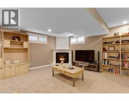 235 DUNDAS Street W - 25