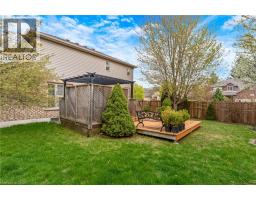 235 DUNDAS Street W - 5