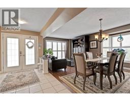 235 DUNDAS Street W - 7