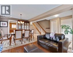 235 DUNDAS Street W - 8