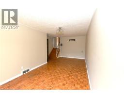 110 SILVERSPRING Crescent - 11
