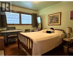 130 GARDINER Avenue E - 23