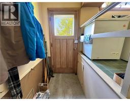 130 GARDINER Avenue E - 26
