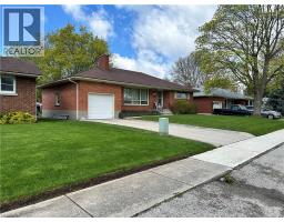 130 GARDINER Avenue E - 5