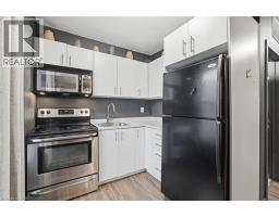 305 CANNON Street E - 9