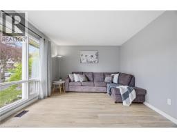 19 GREENDALE Crescent - 7