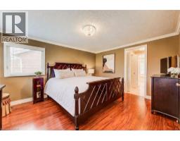 48 LENNOX Crescent - 24