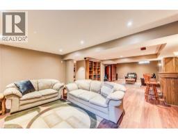 48 LENNOX Crescent - 38